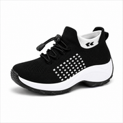Black / White